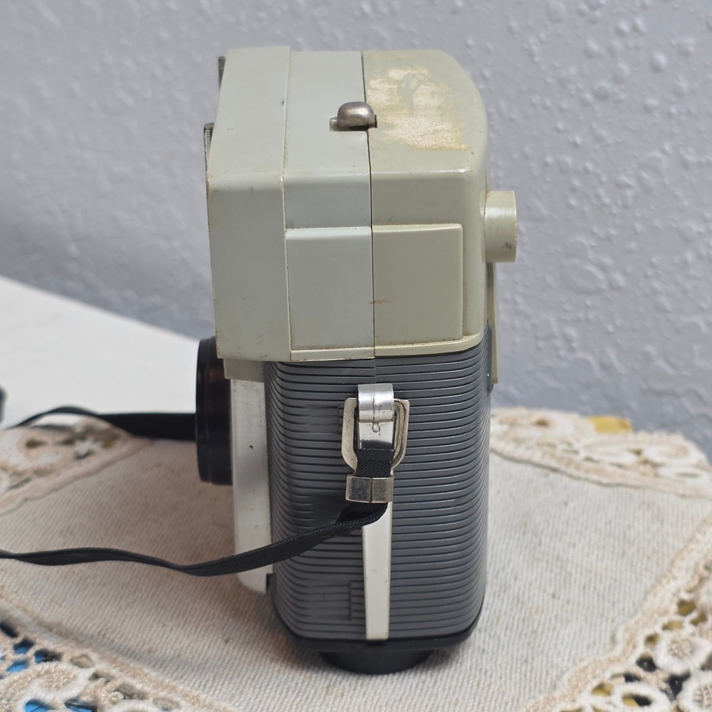 Vintage 1960s Kodak Brownie Starmite III‎ 127 Film Camera Grey Mid Century USA - Picture 8 of 9